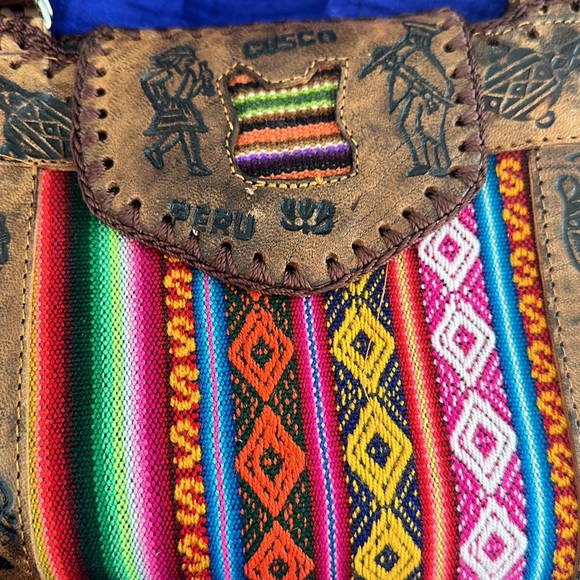 Peruvian real leather purse - Picture 5 of 9